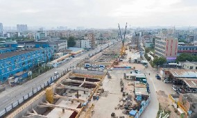 東部快線地鐵14號線明年通車，旭東圍擋廠家為城市安全建設(shè)美麗屏障！