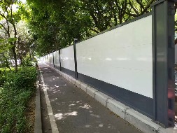 PVC圍擋批量送達深圳寶安工地
